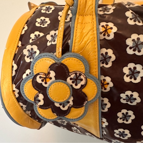Vera Bradley Rare All-Over Patent Frill Travel Tote Buttercup Yellow Floral - Picture 2 of 14